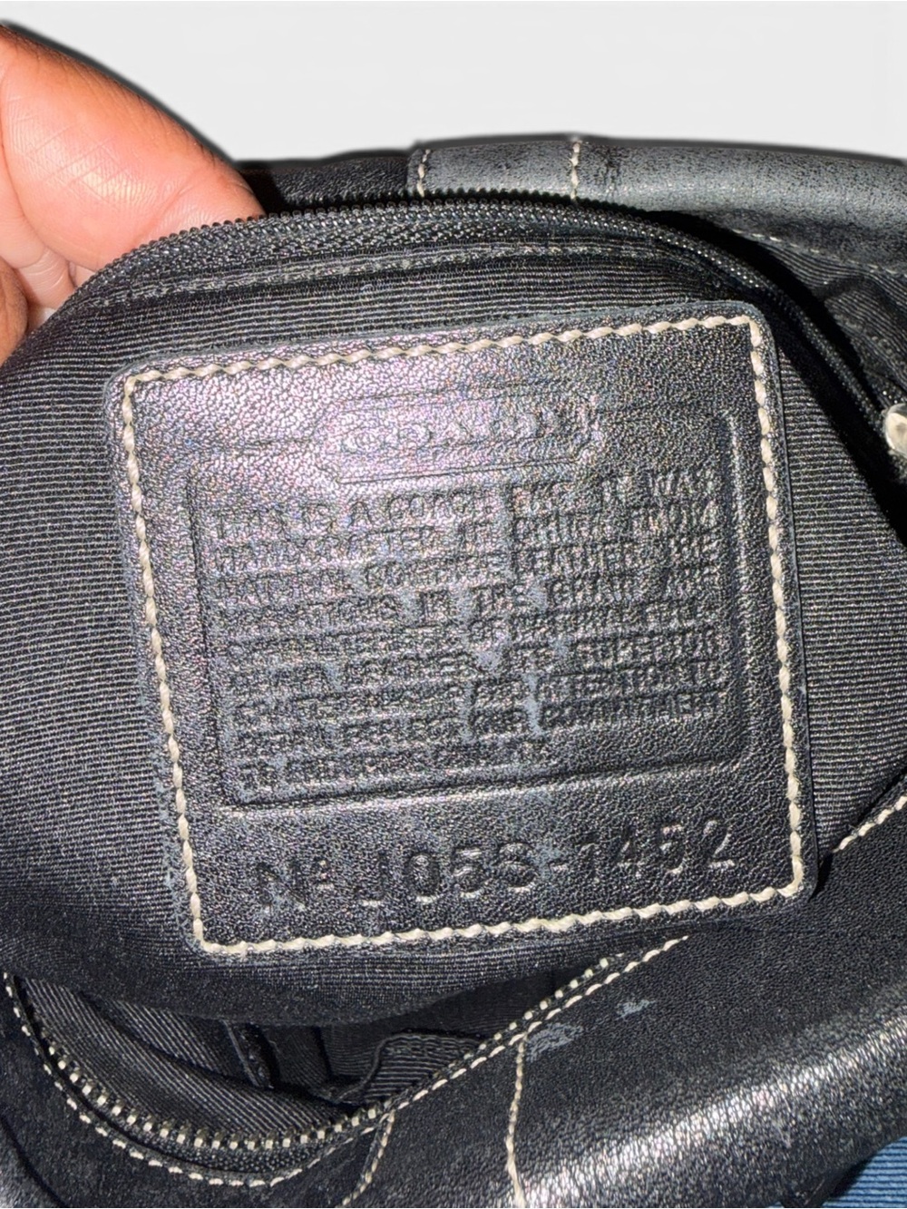 Coach Soho 2005 Vintage Leather Shoulder Bag with Buckle Accent - Picture 13 of 14